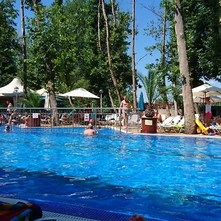 Apartment Tarsis Club *